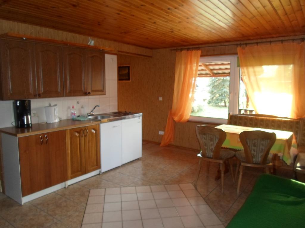 Center Angelos Bronków Kamer foto