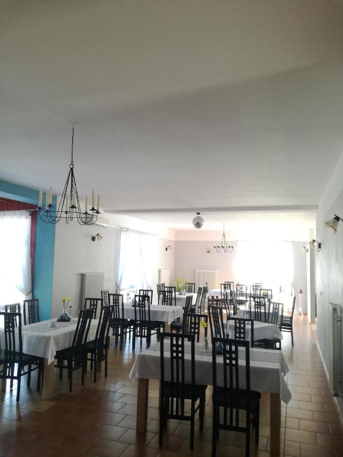 Center Angelos Bronków Buitenkant foto